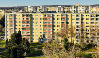 NA PREDAJ 4 izbový byt, 80m2, loggia, Trieda SNP, Košice