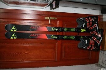 lyže Fischer 178 cm , drevo , titan