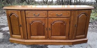 Masivná dubová komoda