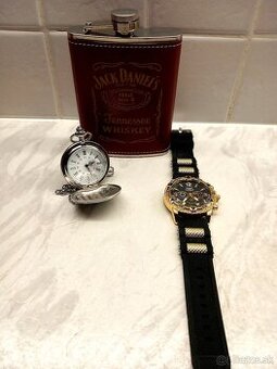 Predám ploskačku,vreckové a zlaté hodinky.