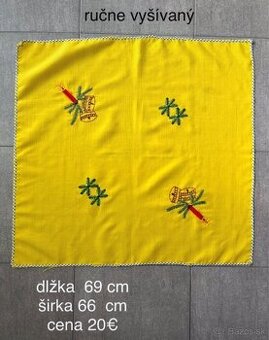 Predám retro ručne vyšívaý vianočný obrus