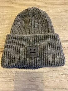 čiapka Acne
