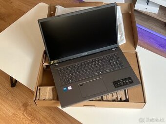 Acer Aspire 17 (32GB Ram)