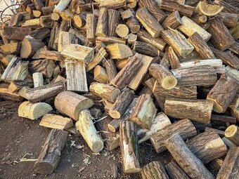Palivové drevo - štiepané, sypané