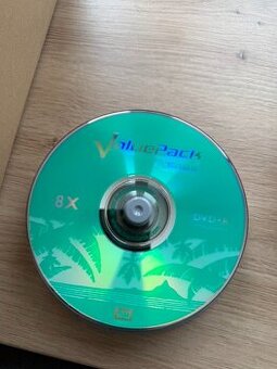 Predam rozne ciste DVD a CD