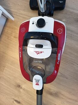 Vysávač ETA salvet