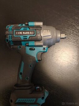 AKU rázová uťahovačka