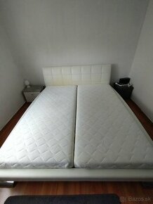 Manželská posteľ 200 x 180 cm
