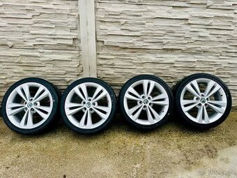Komplet letnú sadu alu Škoda NEPTUNE 5x112 225/45 R18.