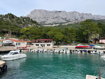 IBA U NÁS Zariadený nový apartmán Makarska - Bratuš