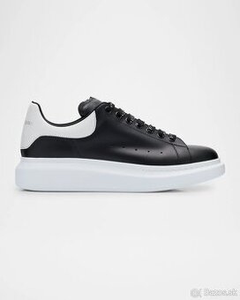 Alexander McQueen oversized sneakers, EU 42, čisto nové