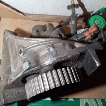 predam cerpadlo na citroen c8 2,0hdi