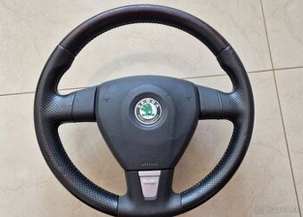 Škoda Octavia 2 RS volant