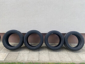 Predám letné Pneumatiky 235/45 R17