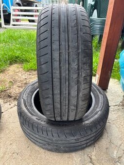 Predám 2ks letné pneu Dunlop 205/55R16