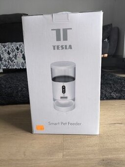 Tesla Smart Pet Feeder Camera