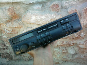 Staré originálne AUTORÁDIO AUDI 100 C3,C4,A6 1.generácia