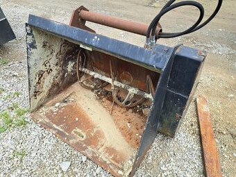 PREDAM MIXOVACIU LYZICU NA BETON MANITOU