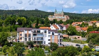 2-izbový byt s terasou pod zámkom – 49 m²