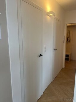 Bezfalcové dvere 80 lave 2ks