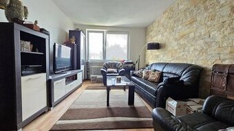 Pekný veľký 3 izbový byt s lodžiou, Karloveská ul., BA IV. K