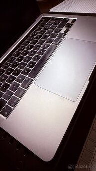 Macbook pro M1 2020, 13", RAM 16gb, SDD 1TB - TOP STAV
