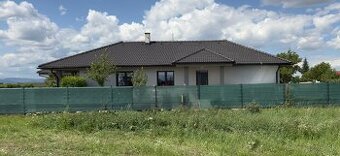 5 ROČNÝ - BUNGALOW - SEŇA