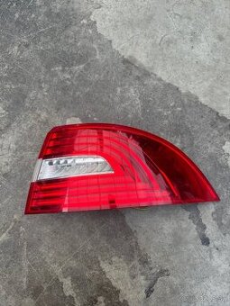 Zadné pravé svetlo Superb 2 sedan facelift