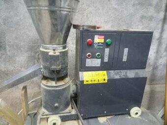 Peletovaci lis 150 - 1