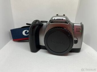 Canon EOS 3000V