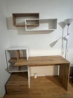 Písací stôl