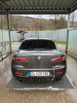 Alfa Romeo 159 Sedan 2.4 JTDm 147 kW, manuál