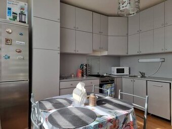 PRENÁJOM - 1 izbový zariadený byt - Nitra, Klokočina