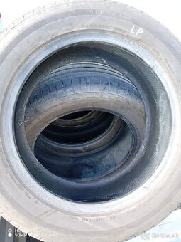 Predám 4x letne 255 55 r19 Bridgestone