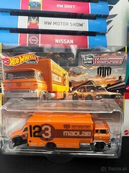 Hotwheels premium team transport
