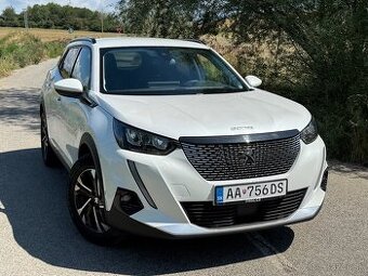 Predám Peugeot 2008 1.2. Puretech Allure pack