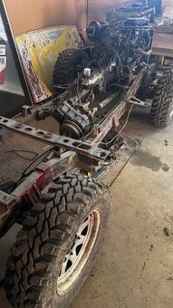 Suzuki samurai šasy komplet