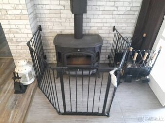 Bezpečnostná ohrádka ,bránka a štyri zábrany