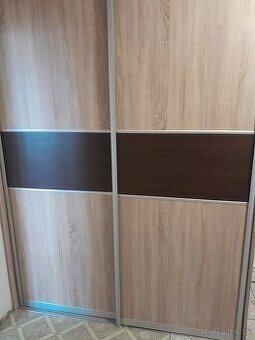 Kúpim vstavanú,alebo aj šatníkovú skriňu