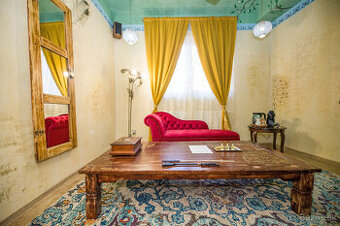 PRODÁM KONFERENČNÍ STOLEK