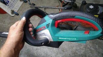 Plotostrih Bosch 36V