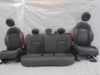 Fiat 500x kožené sedadlá / interiér
