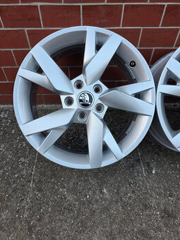 5x112 r17 et46 disky kolesa skoda octavia 4 IV 17 elektrony