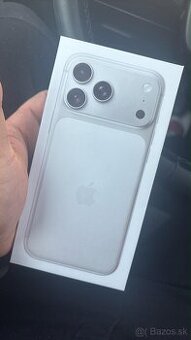 iPhone 17 pro max 1T