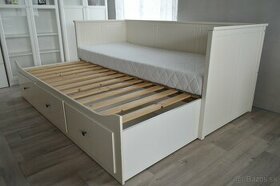 Rozkladacia posteľ s úložným priestorom Hemnes