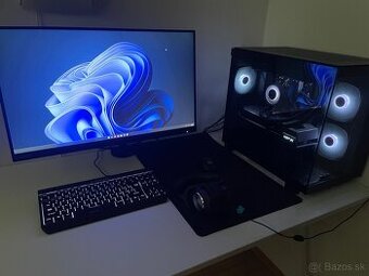 Ryzen 5 7500F + RX 7800XT | Herný PC + Monitor + prisl.