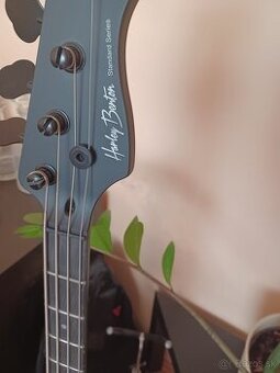 Basgitara Harley Benton, stojan, púzdro, remeň