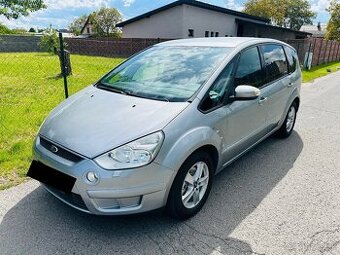 Ford S-Max 1.8 TDCi Titanium •Ťažné •Klimatizácia