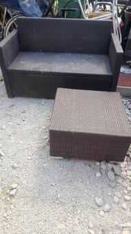 Ratanové sedenie+stolík 30eur