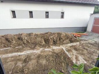 Darujem hlinu